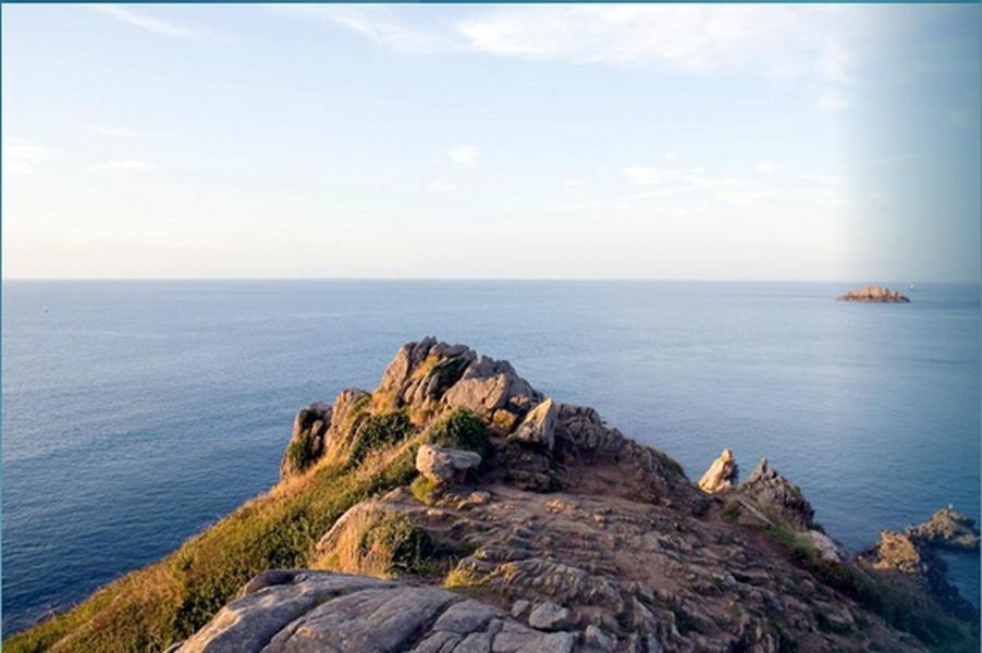 De La Pointe Du Grouin 3*